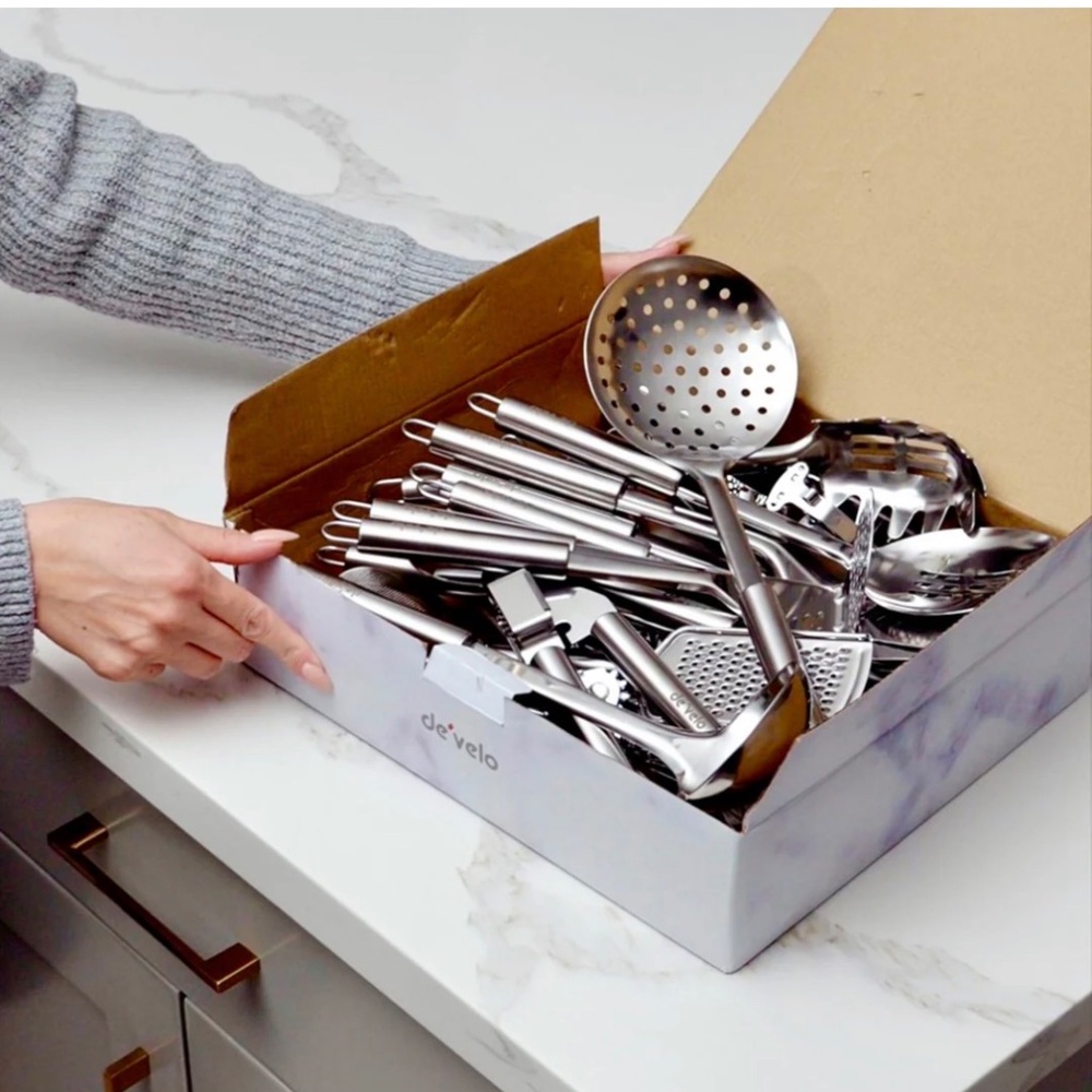 Stainless Steal Kitchen Cooking Utensil Set 23 Piece. New With Box. - Picture 3 of 6